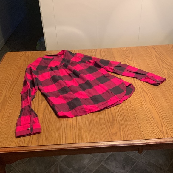Maurices flannel shirt, size juniors XS. BUFFALO PLAID. Pink & black. - Picture 7 of 9
